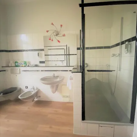 P8 Ferienwohnung Remscheid Esterno foto
